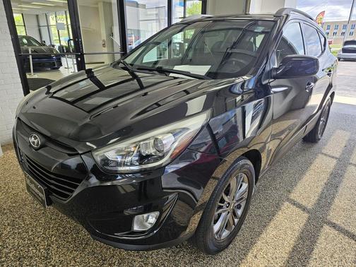Ash Black Mica 2015 Hyundai TUCSON SE