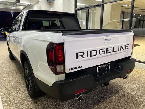2026 Honda Ridgeline Black