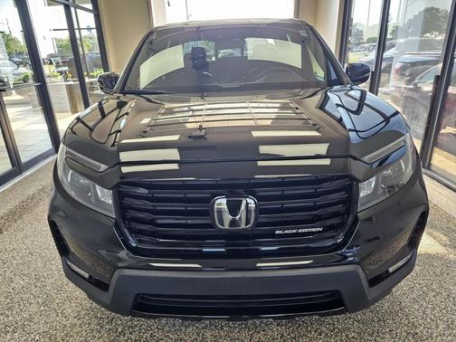 Crystal Black Pearl 2023 Honda Ridgeline Black