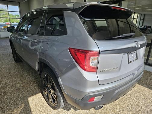 Lunar Silver Metallic 2019 Honda Passport Sport