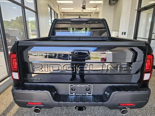 Crystal Black Pearl 2026 Honda Ridgeline Black
