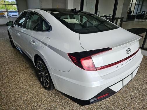 Quartz White 2020 Hyundai SONATA Limited