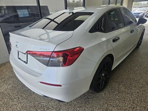 Platinum White Pearl 2024 Honda Civic Sport