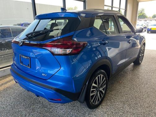 2023 Nissan Kicks SV
