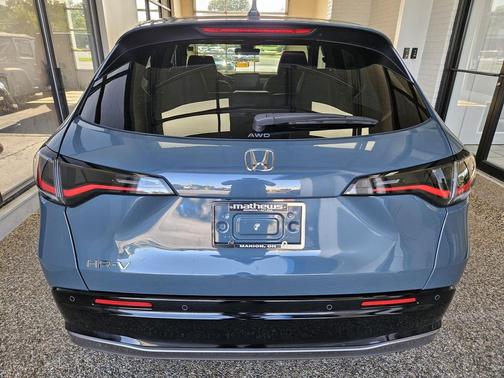 Nordic Forest Pearl 2025 Honda HR-V EX-L