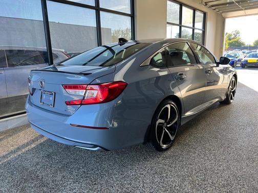 2022 Honda Accord Hybrid Base