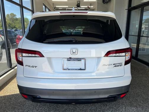 2021 Honda Pilot AWD Black Edition
