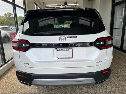 2025 Honda Pilot Elite