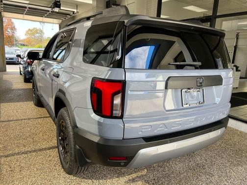 2026 Honda Passport AWD RTL Blackout