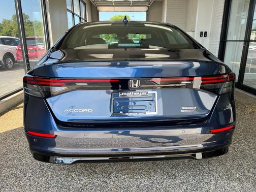 2025 Honda Accord Hybrid Touring