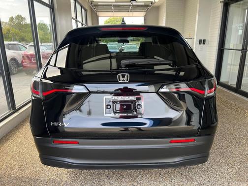 2026 Honda HR-V LX