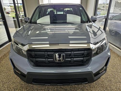 Sonic Gray Pearl 2024 Honda Ridgeline RTL