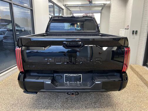 2023 Toyota Tundra Platinum