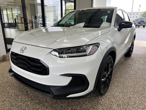 2023 Honda HR-V 2WD Sport