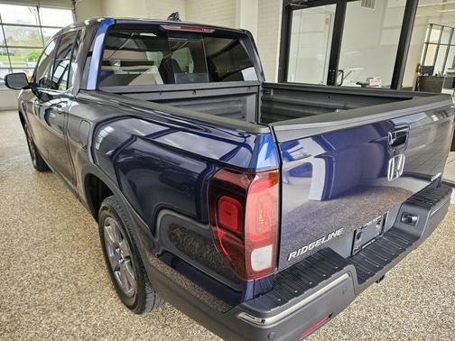 Obsidian Blue Pearl 2020 Honda Ridgeline RTL-E