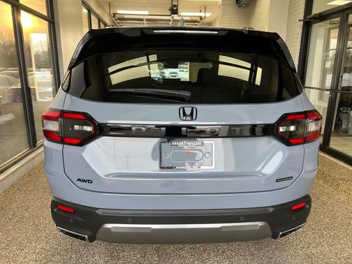 2026 Honda Pilot Touring 8-Passenger