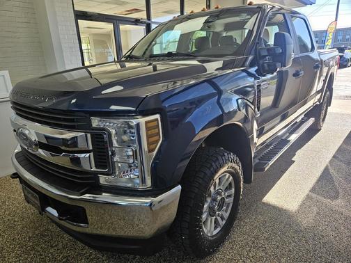 Blue Jeans Metallic 2019 Ford F-350 XL