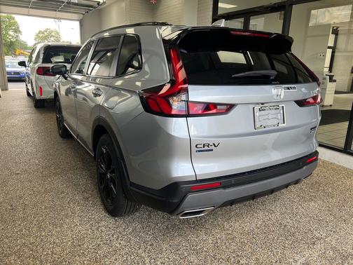 2026 Honda CR-V Hybrid Sport Touring AWD
