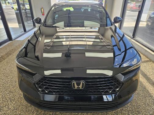 Crystal Black Pearl 2026 Honda Accord Hybrid Sport