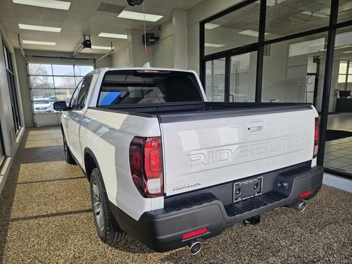 Platinum White Pearl 2026 Honda Ridgeline RTL