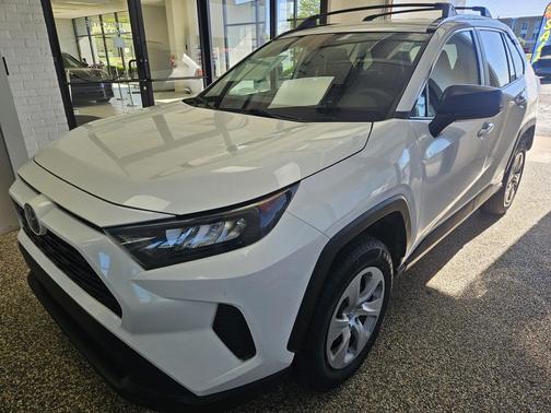 Super White 2020 Toyota RAV4 LE