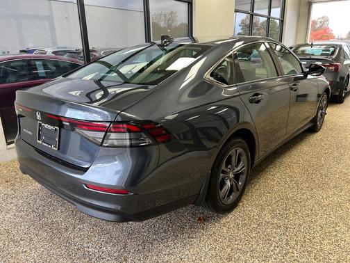 2024 Honda Accord EX 1.5T