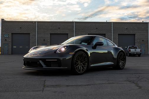 2022 Porsche 911 911 Carrera 4 GTS