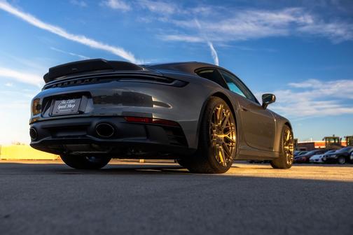 2022 Porsche 911 911 Carrera 4 GTS