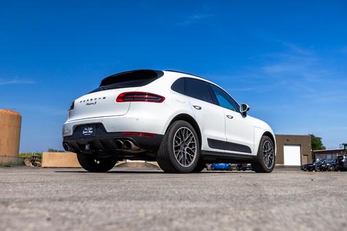 2015 Porsche Macan S