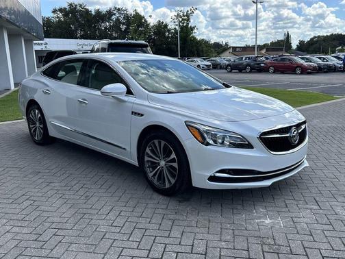 2017 Buick LaCrosse Essence