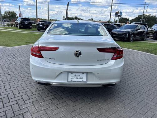 2017 Buick LaCrosse Essence