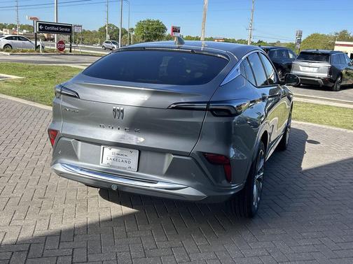Gray 2026 Buick Envista Avenir