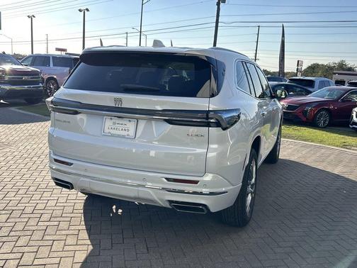 2026 Buick Enclave Avenir