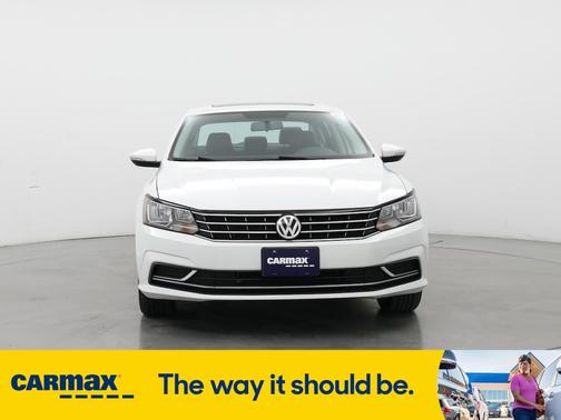 2018 Volkswagen Passat SE