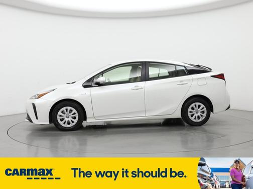 2019 Toyota Prius LE