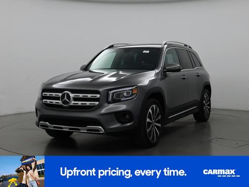 Gray 2023 Mercedes-Benz GLB 250