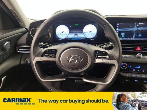 2023 Hyundai ELANTRA Limited