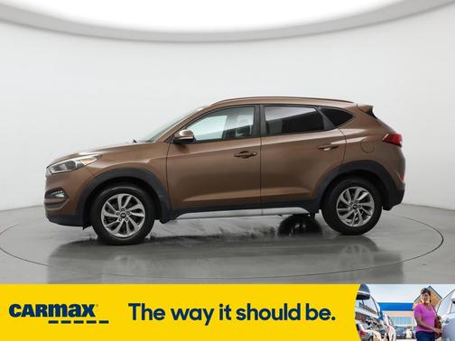 2017 Hyundai TUCSON SE Plus