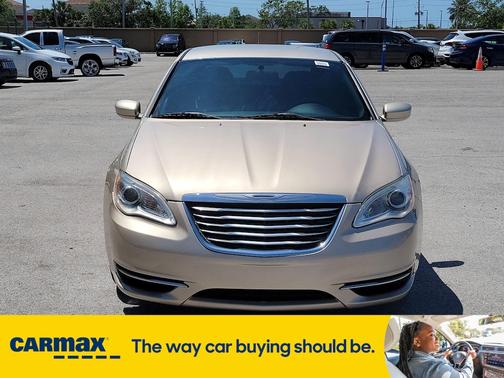 2014 Chrysler 200 Touring