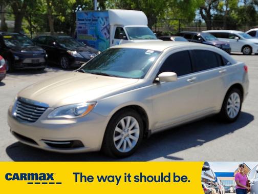 2014 Chrysler 200 Touring