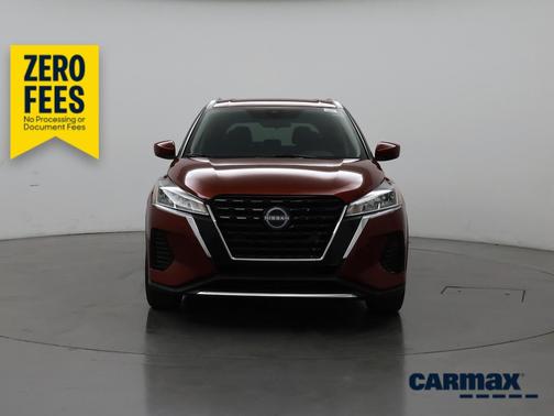 Red 2022 Nissan Kicks SV