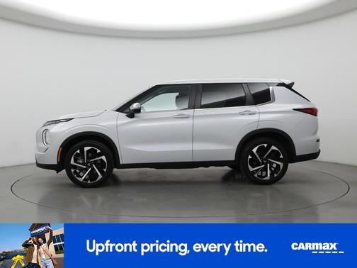 2022 Mitsubishi Outlander ES