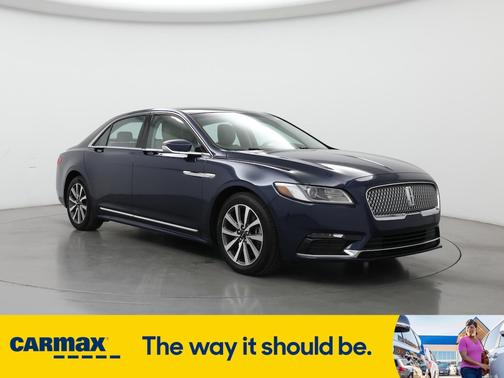2017 Lincoln Continental Premiere