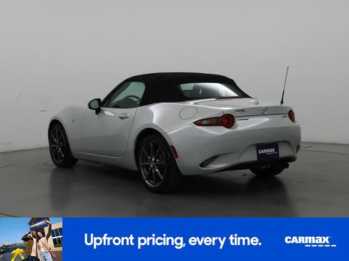 White 2016 Mazda MX-5 Miata Grand Touring