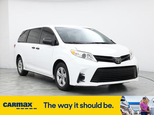 2019 Toyota Sienna L