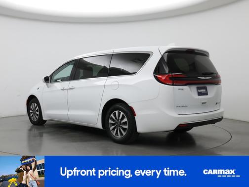 2022 Chrysler Pacifica Hybrid Touring L