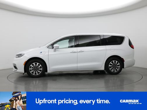 2022 Chrysler Pacifica Hybrid Touring L