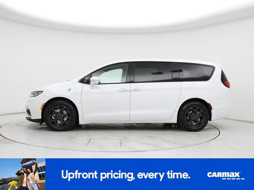 2022 Chrysler Pacifica Hybrid Touring L