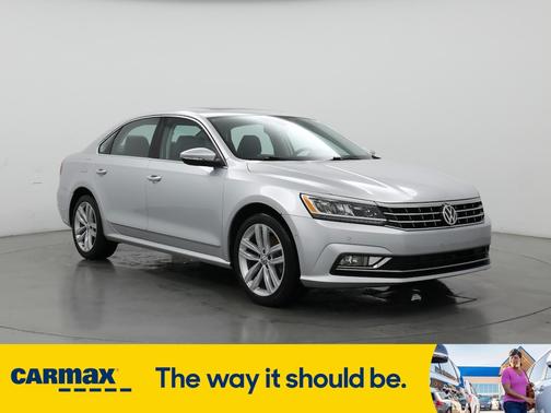 2018 Volkswagen Passat SEL Premium