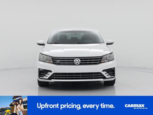 2017 Volkswagen Passat R-Line